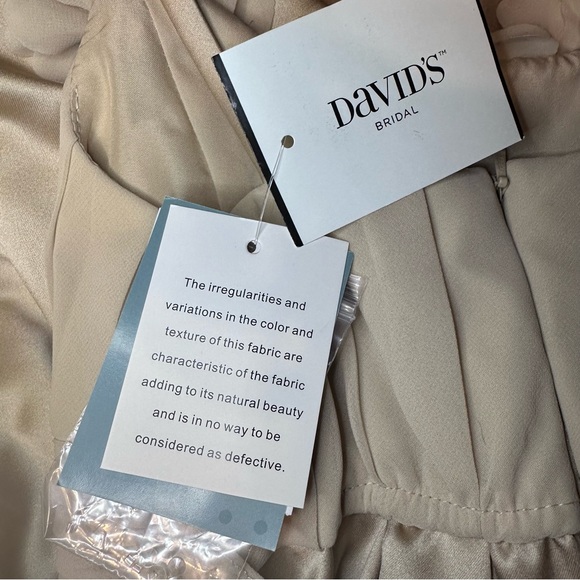 NWT DAVID'S BRIDAL satin and chiffon ball gown with ruched waist champagne sz 10 - Picture 8 of 15